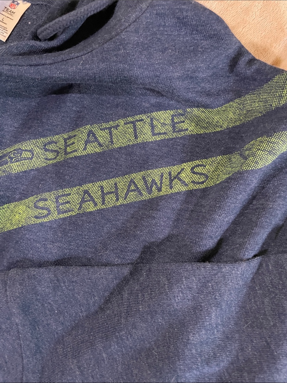 NFL Seattle Seahawks Navy Blue Hoodie with Green Chevron - Picture 4 of 6